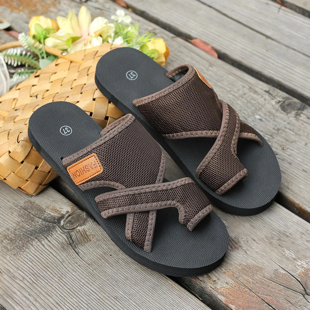 2025 Women's Hollow Mesh Slide Sandals,Comfortable Breathable Mesh Sandals for Women,Orthopedic Summer Flats Beach Slippers