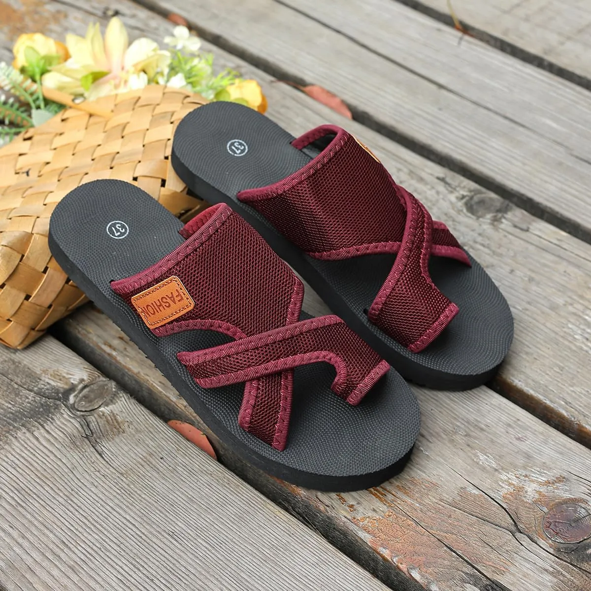 2025 Women's Hollow Mesh Slide Sandals,Comfortable Breathable Mesh Sandals for Women,Orthopedic Summer Flats Beach Slippers