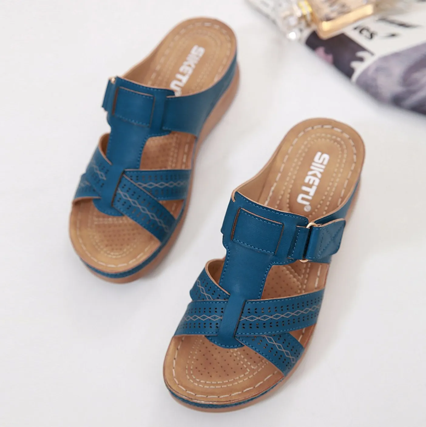 Adjustable Leather Slide Sandals for Women – Stylish, Comfortable, and Versatile