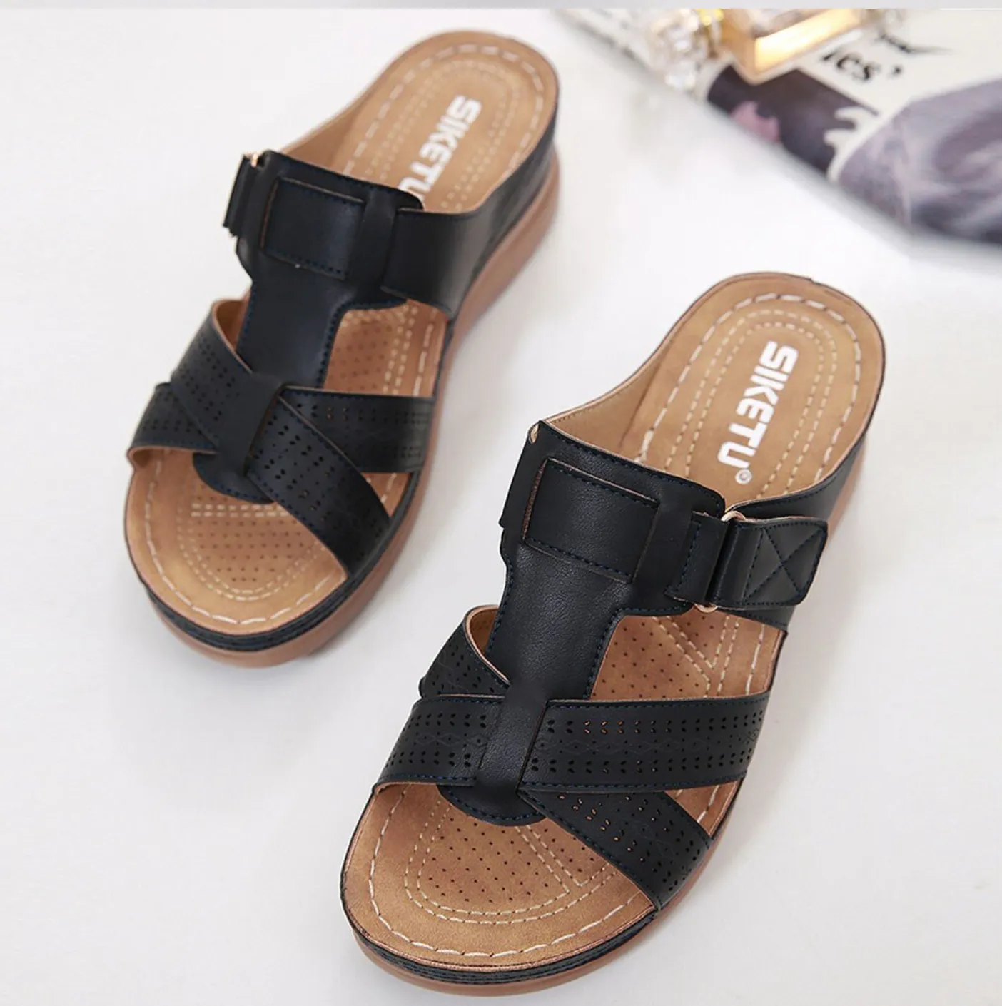 Adjustable Leather Slide Sandals for Women – Stylish, Comfortable, and Versatile
