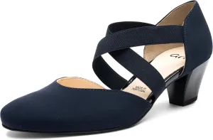 ARA Women's Closed-Toe Pumps