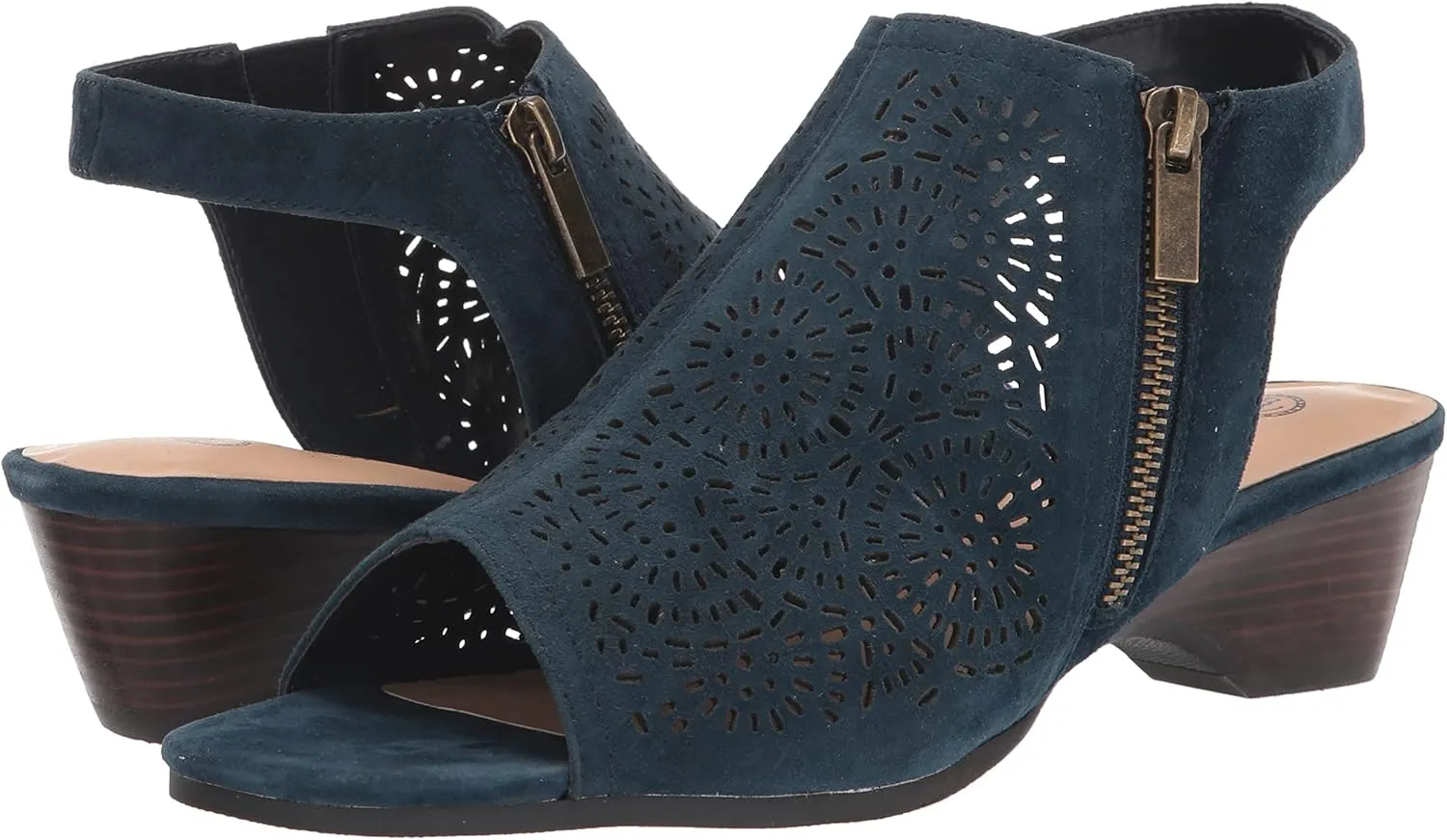 Bella Vita Women's Amiyah Wedge Sandal