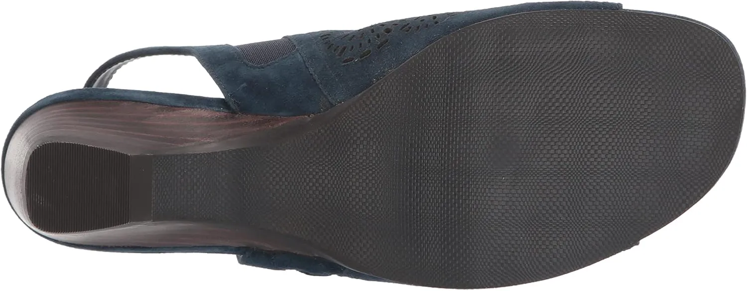 Bella Vita Women's Amiyah Wedge Sandal