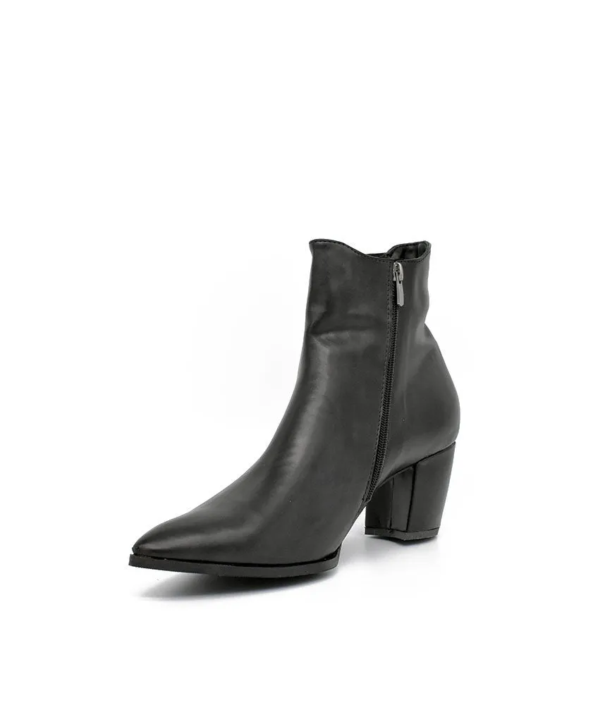 Belle & Lucy Black Cowboy Style Ankle Boot