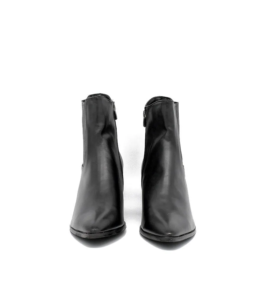 Belle & Lucy Black Cowboy Style Ankle Boot