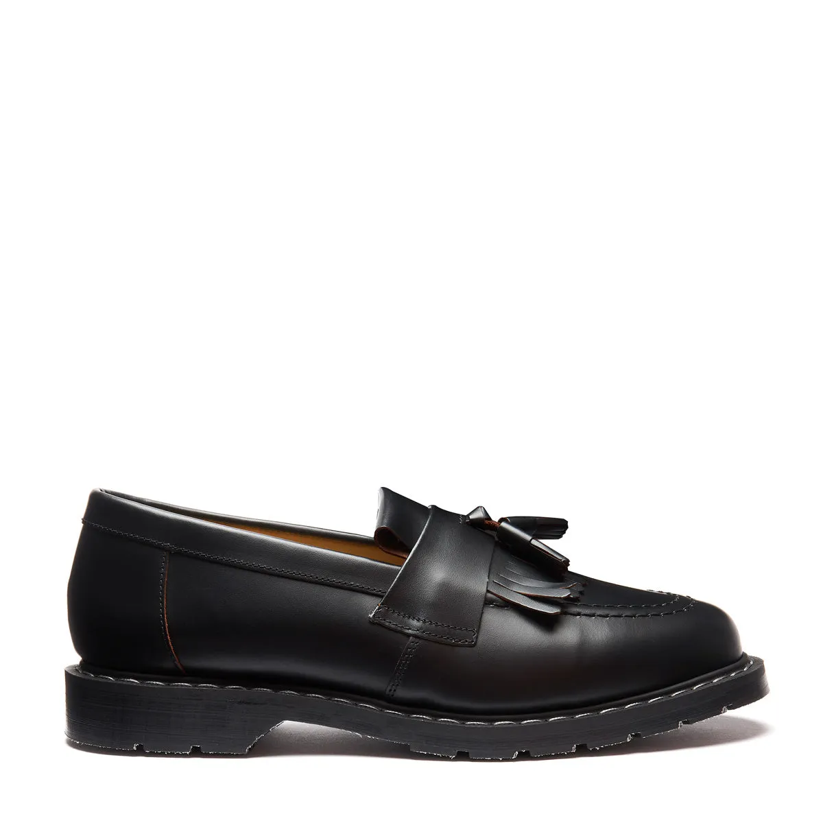 Black Fine Grain Tassel Loafer