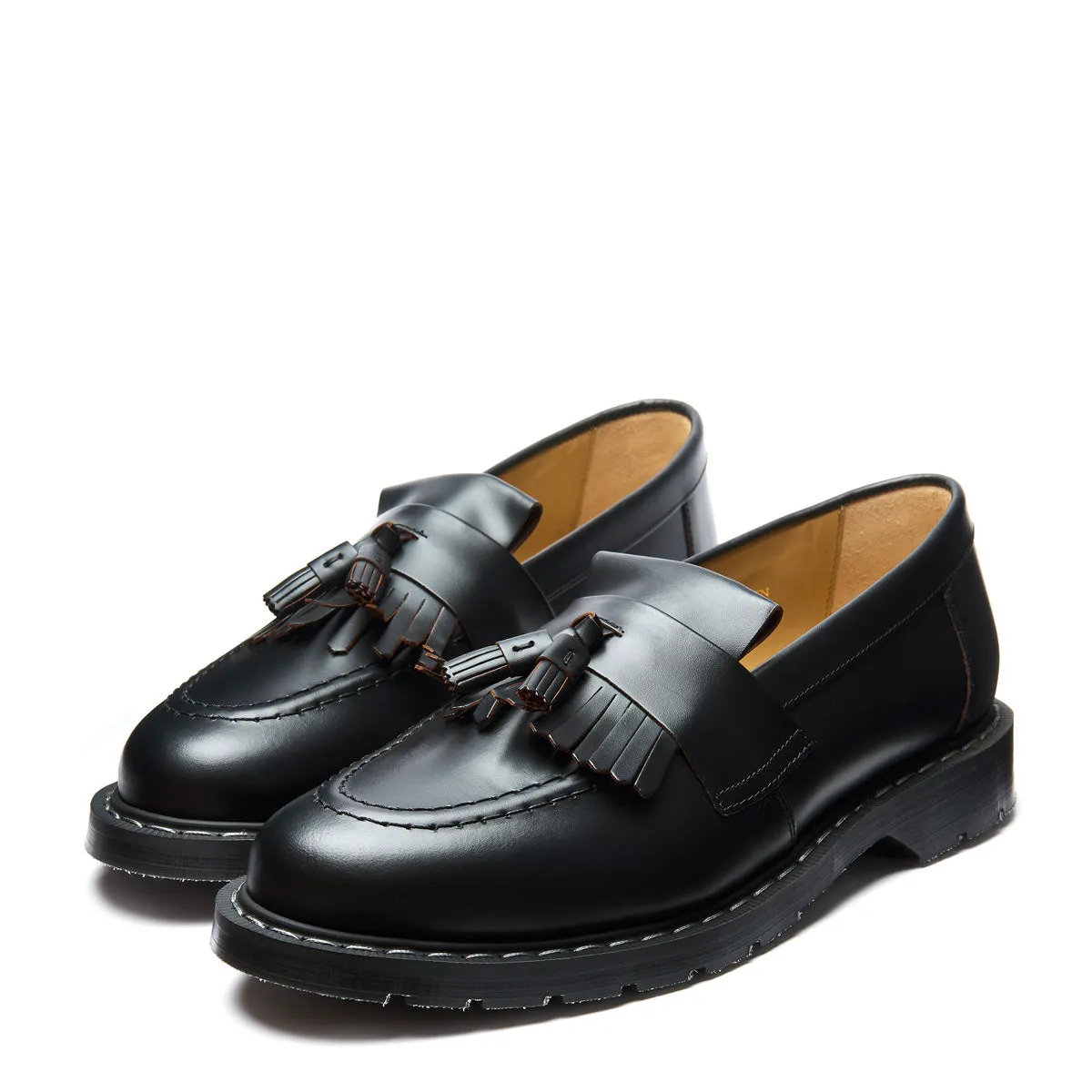 Black Fine Grain Tassel Loafer