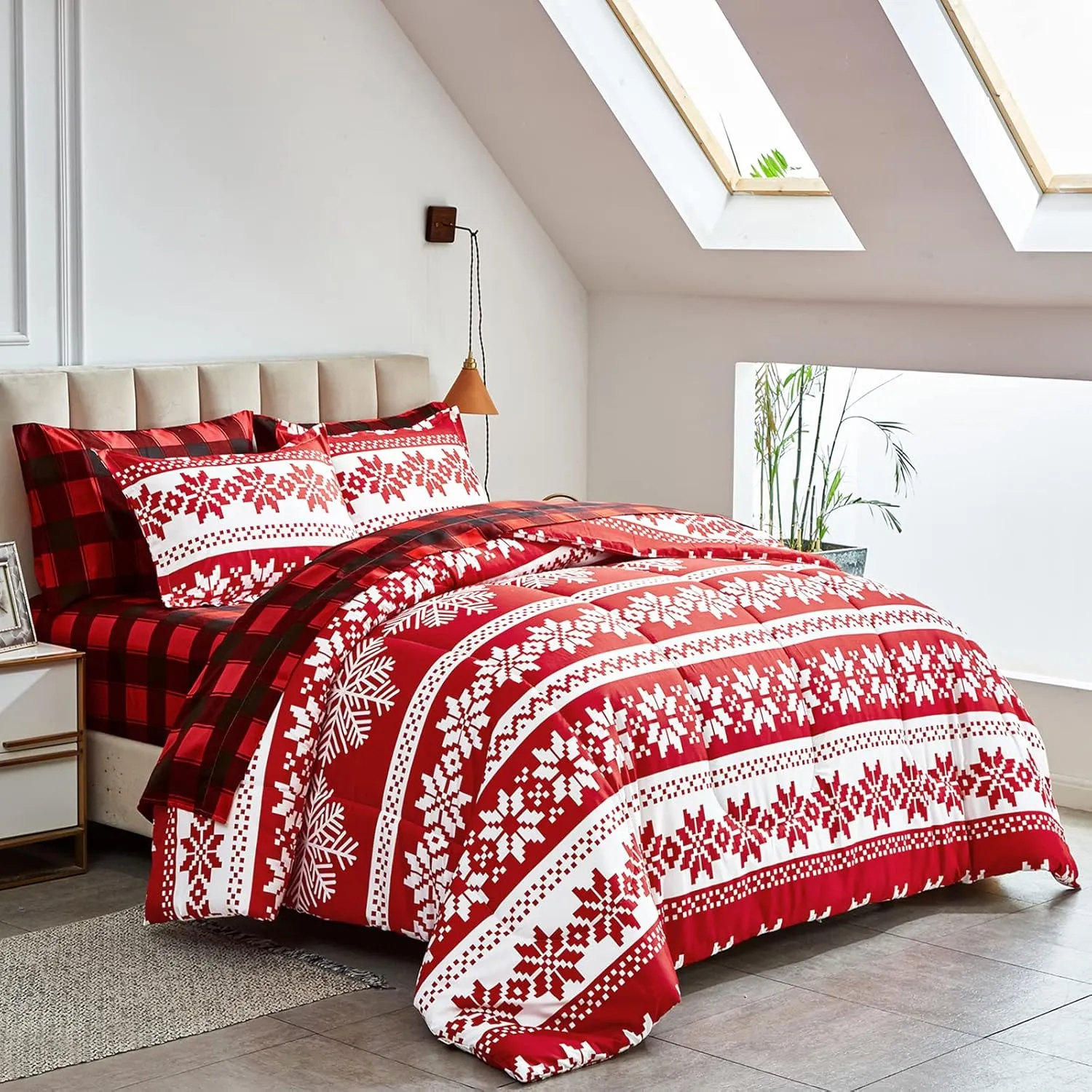 Christmas Bed in a Bag 7 Pieces Red Snowflake Queen Size Comforter Set Holiday Style - Soft Microfiber Reversible Bed Duvet Set (1 Comforter 2 Pillow Shams 1 Flat Sheet 1 Fitted Sheet 2 Pillowcases)