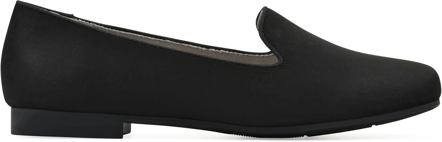 CLIFFS BY WHITE MOUNTAIN Women's Bessey Cushioned Loafer Flat