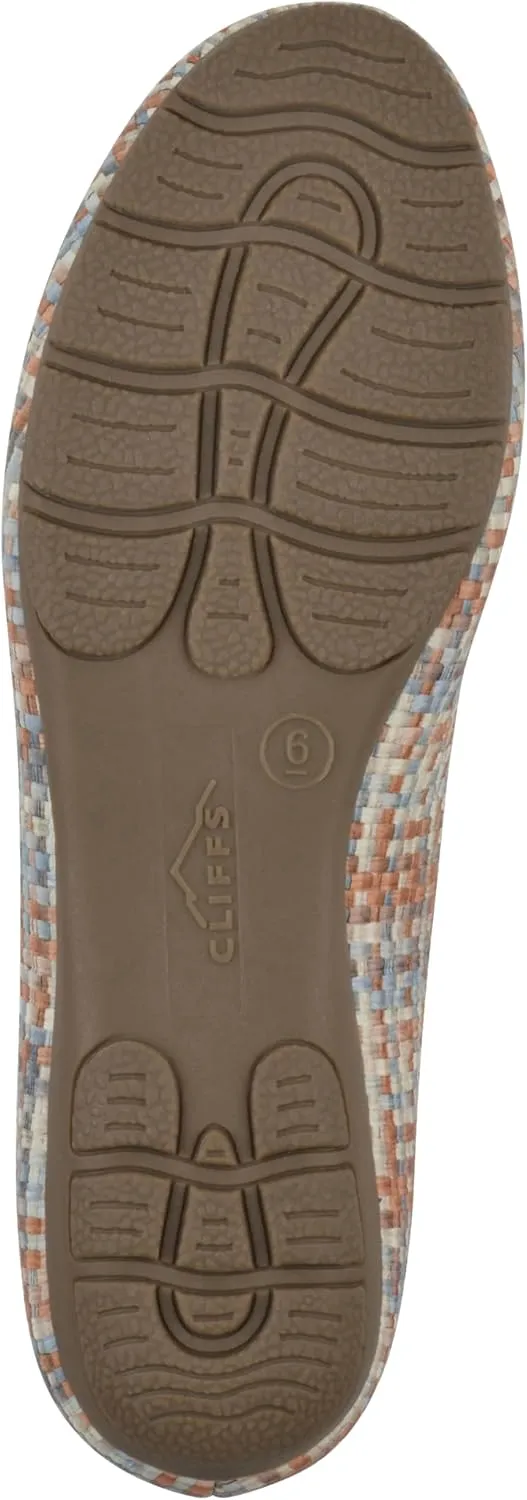 CLIFFS BY WHITE MOUNTAIN Women's Gutsy Cushioned Loafer Flat