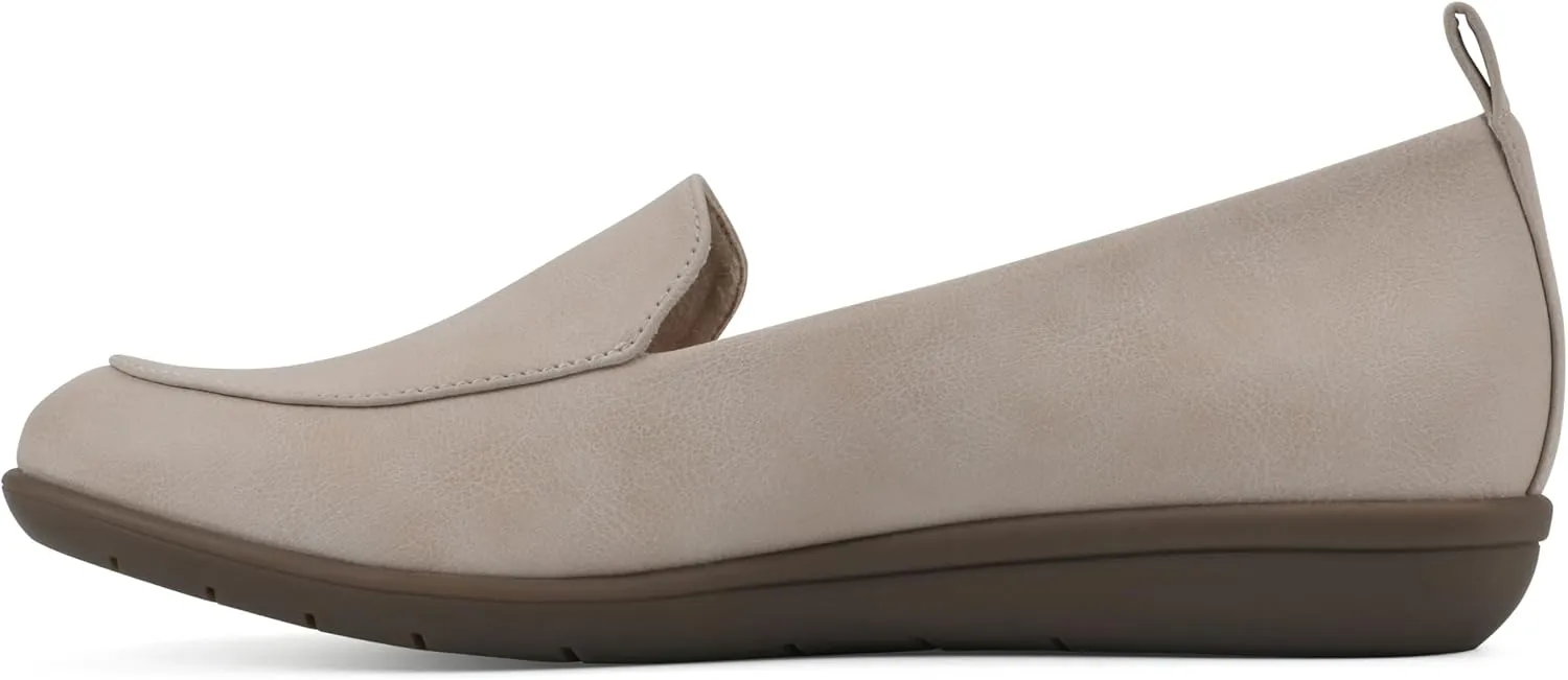 CLIFFS BY WHITE MOUNTAIN Women's Twiggy Moccasin Style Loafer Flat