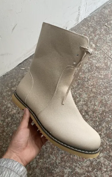 Comfortable flat bottom calf length boots