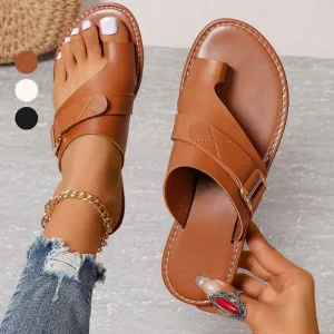 Crisscross Flat Sandals | Faux Leather | Minimalist and Comfortable