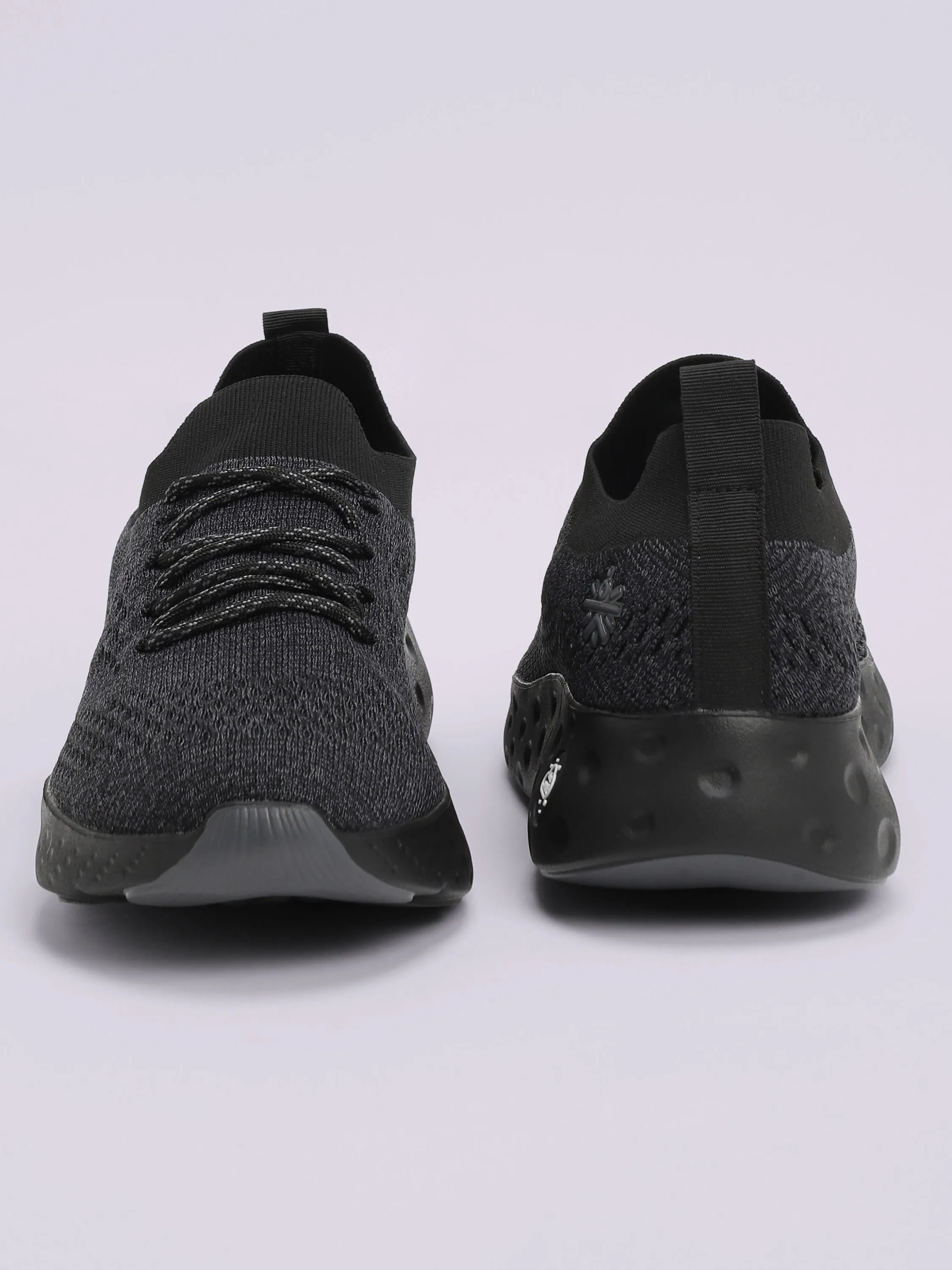 cult EZ  Plush Men's Walking Shoes - Black/Grey