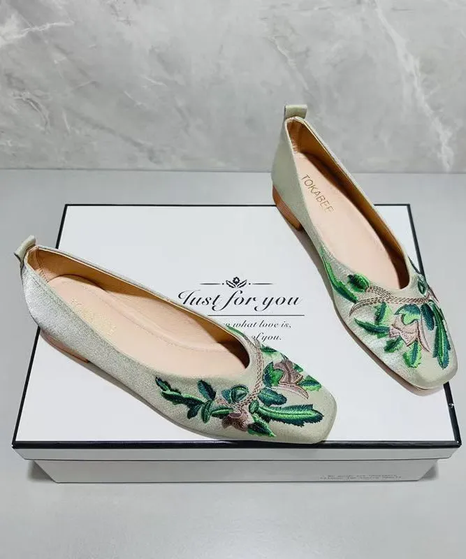 Feet Green Light Shoes Embroidered Splicing Comfortable Flat