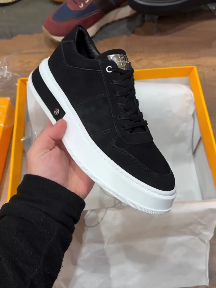 Flat Bottom Comfortable Sneakers