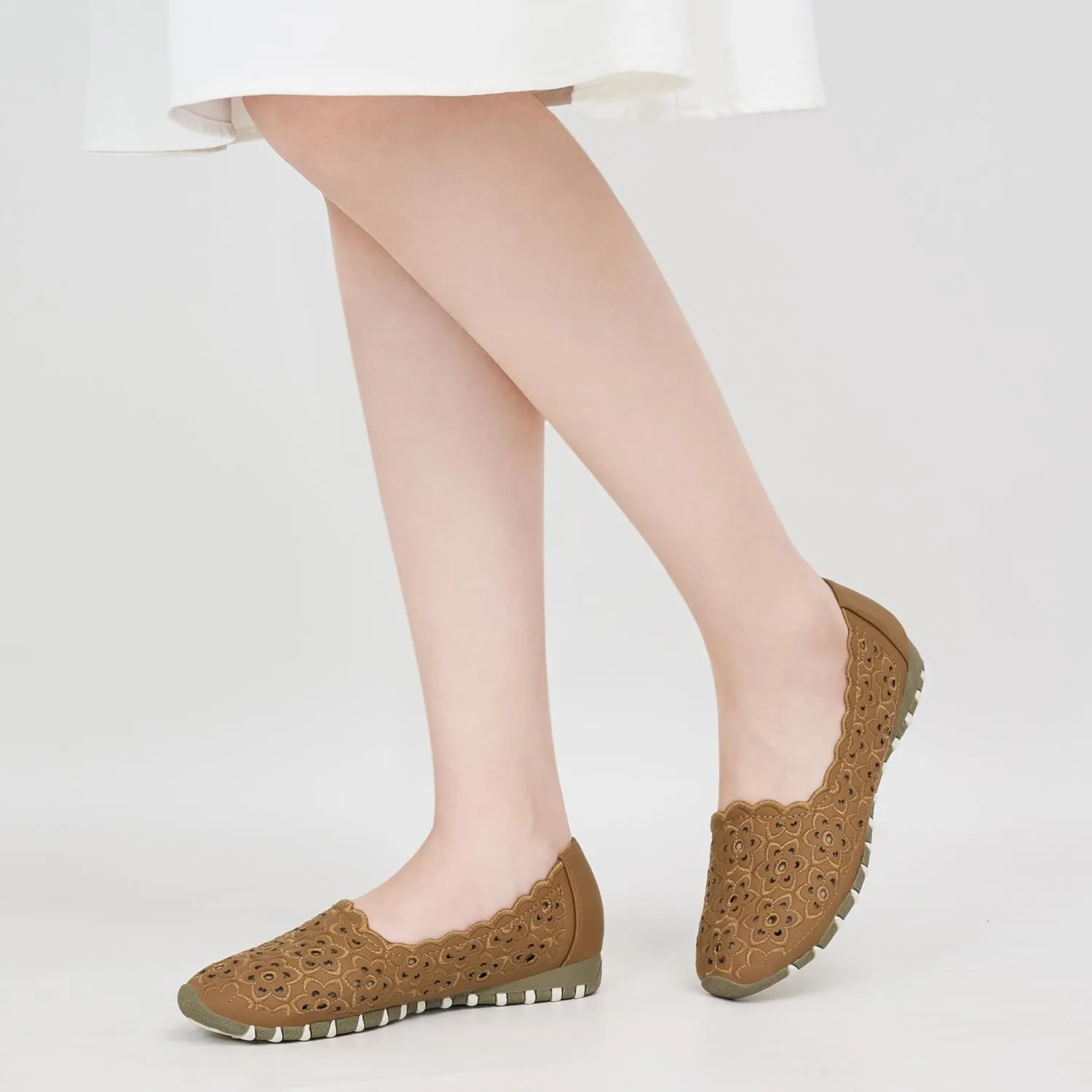 Flats for Women Ballet Shoes: Comfortable Closed Toe Dressy Shoes for Womens Slip on Ballet Flats