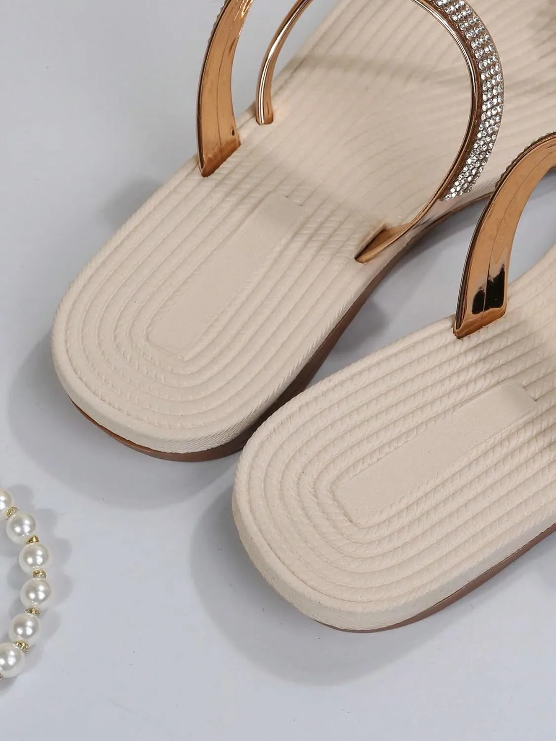 GORGLITTER Women's Rhinestone Glitter Outdoors Flat Sandals Toe Ring Slip on Open Toe Slide Sandals