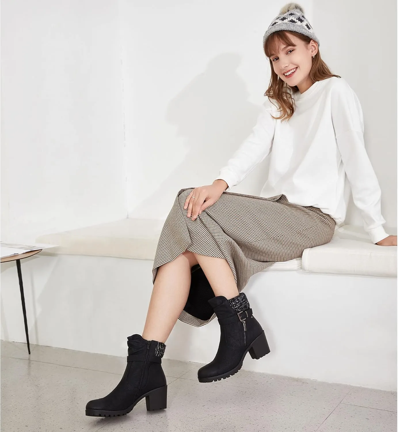 Hawkwell Women's Zipper Chunky Heel Ankle Booties