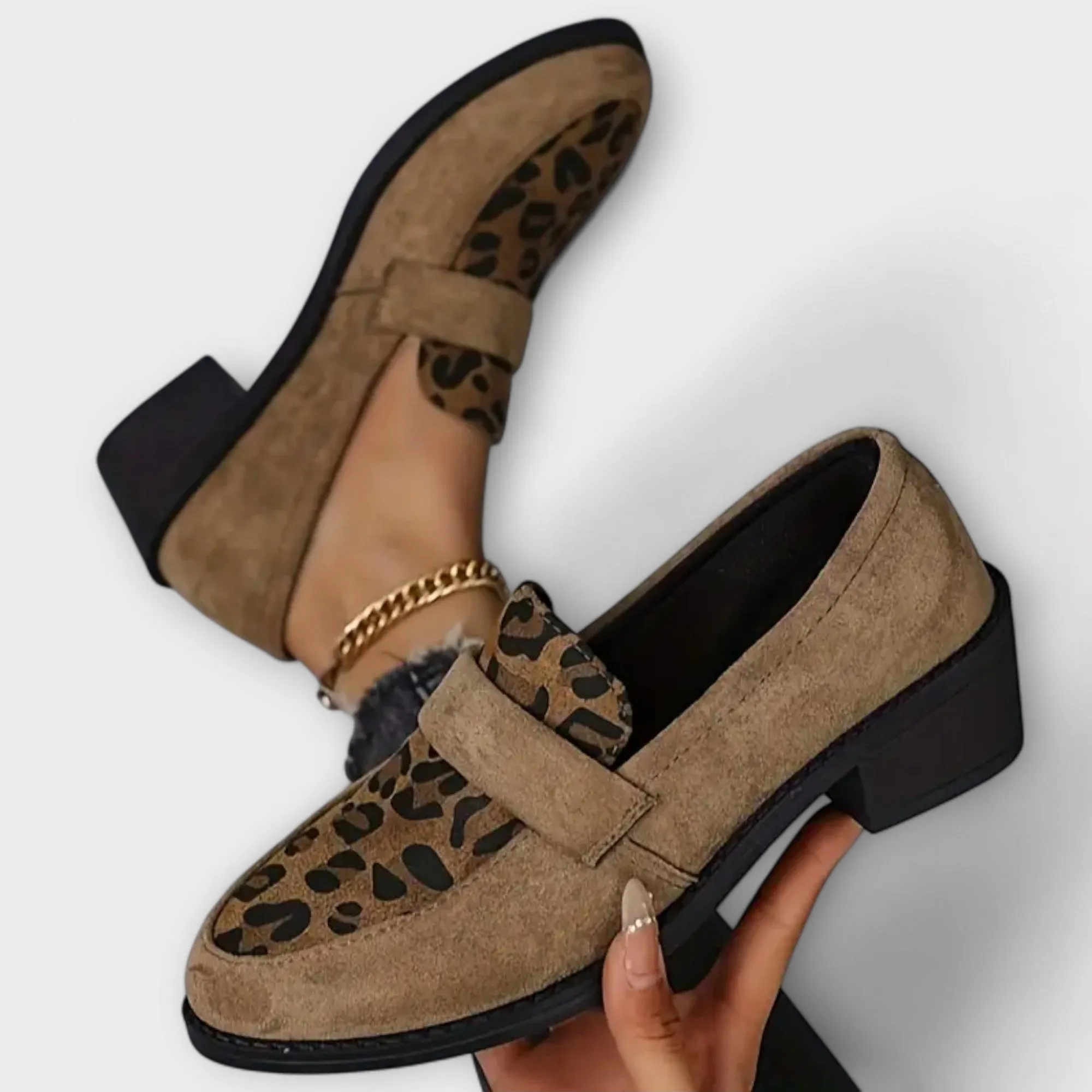 Karla | Leopard Flats