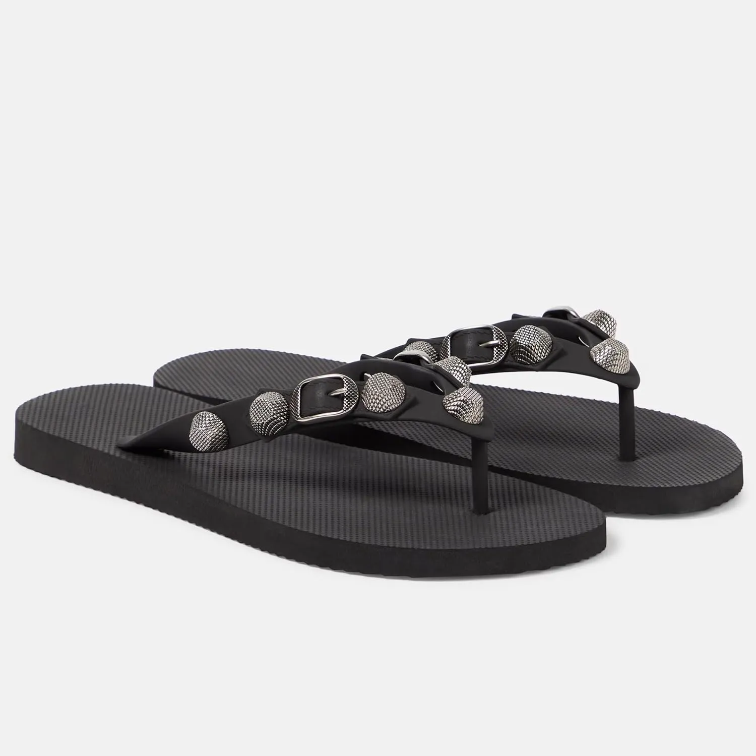Kluolandi Studded Flip Flops for Women Beach Thong Sandals Comfortable Flat Slides Summer Slippers