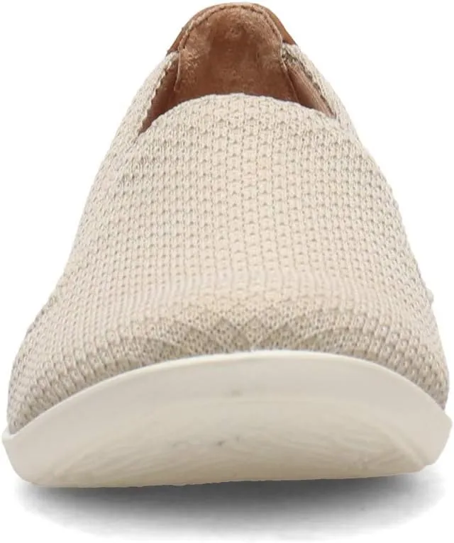 LifeStride Women's Next Level Slip-On Sneaker, Cream, 11
