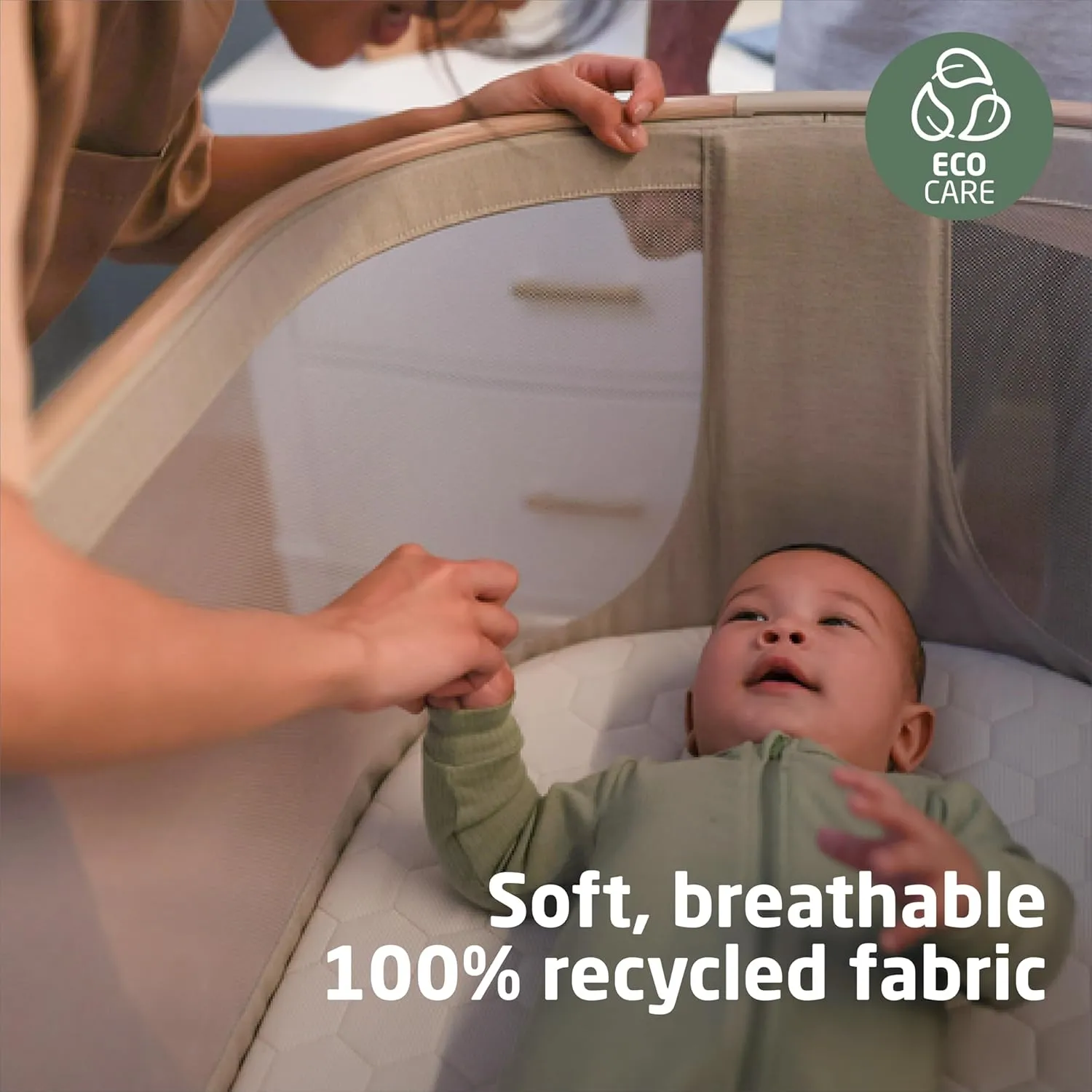 Maxi-Cosi Iora Baby Bassinets Bedside Sleeper, Portable Bassinet, Infant Bedside Sleeper Crib, Height Adjustable, Breathable Mesh, Large Storage Basket, Classic Graphite
