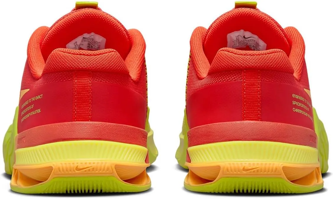 Nike Men's Flat Sneaker