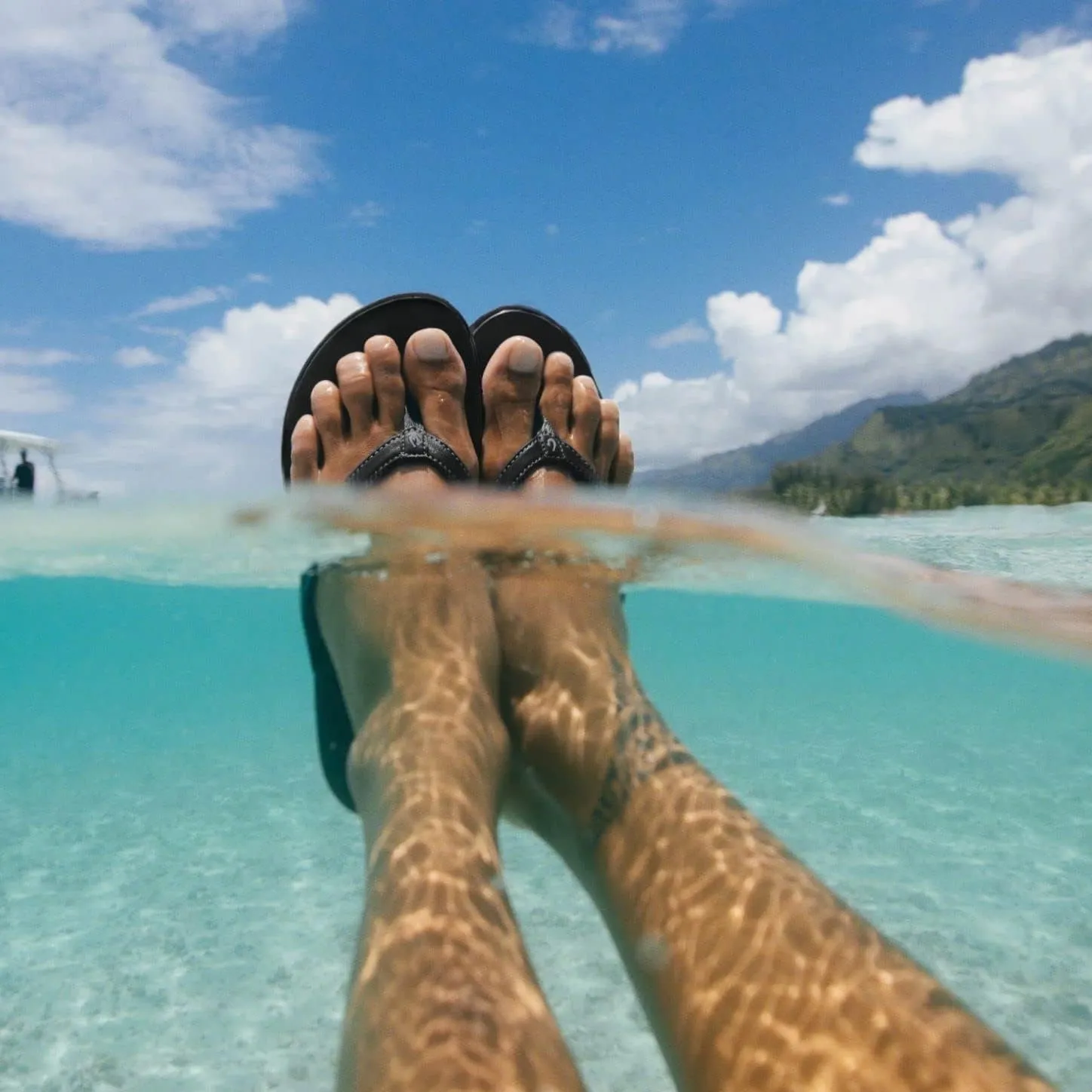 OLUKAI Ho'opio Women's Beach Sandals, Quick-Dry Flip-Flop Slides, Clean & Minimal Aesthetic, Water Resistant & Enhanced Traction, All-Day Comfort
