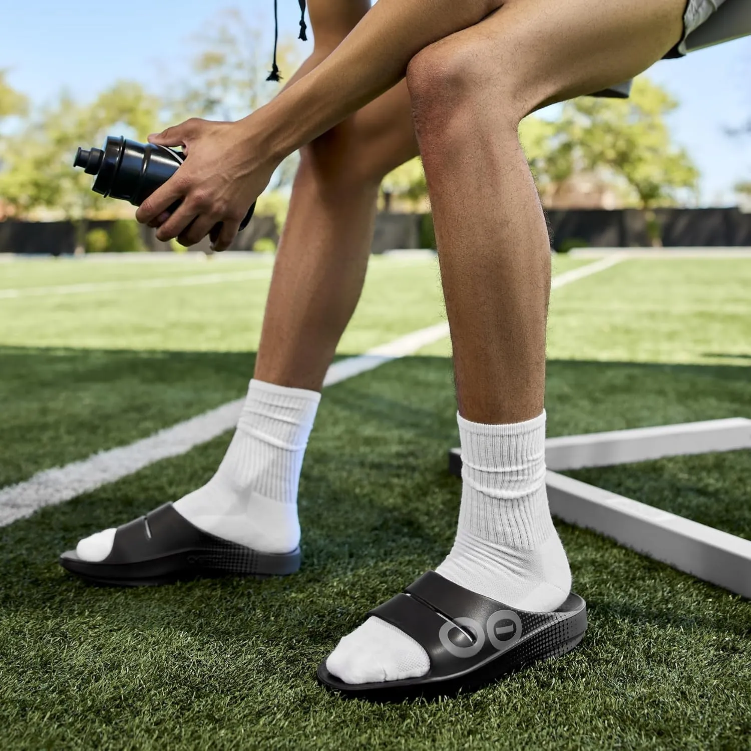 OOFOS OOahh Sport Slide Sandal - Lightweight Recovery Footwear - Reduces Stress on Feet, Joints & Back - Machine Washable - Hand-Painted Graphics
