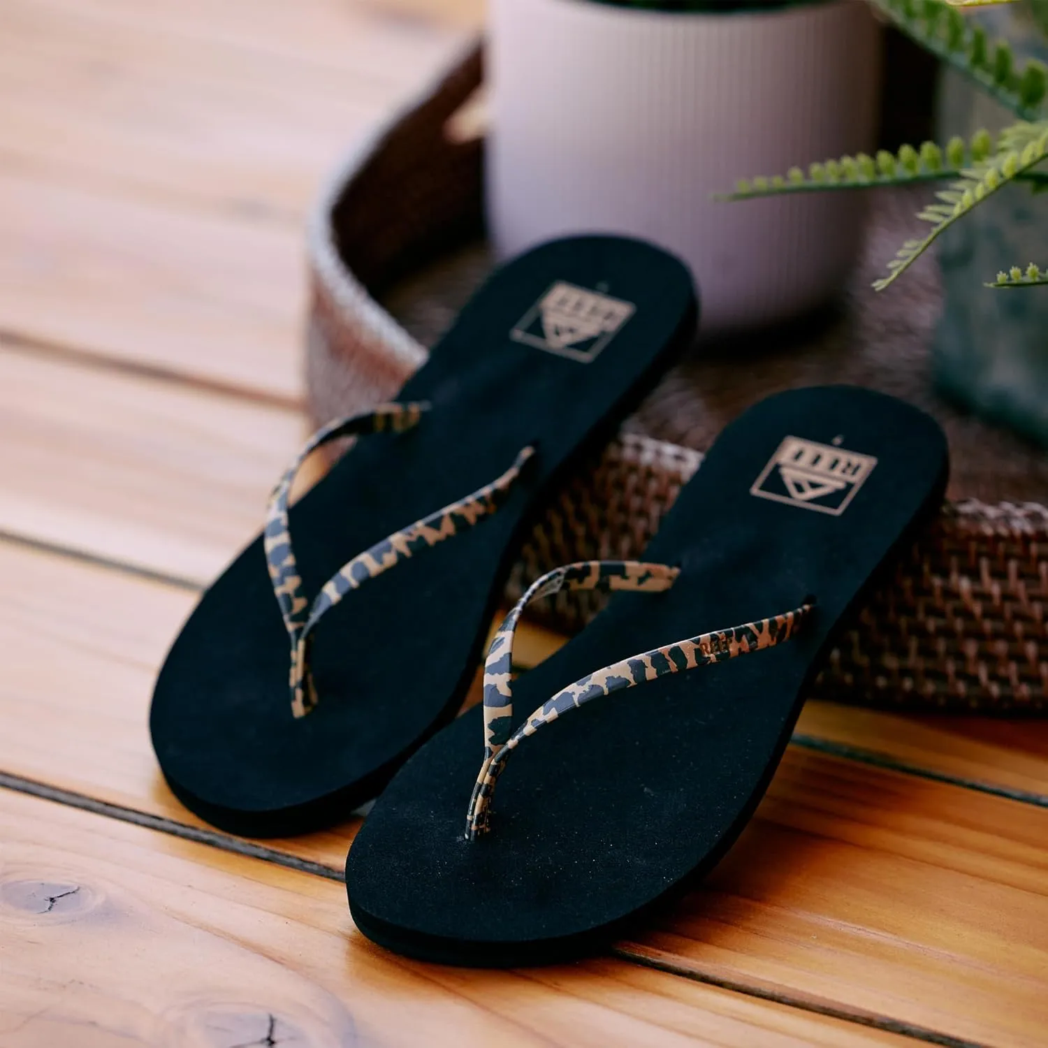 REEF Women's Bliss Nights Sandal
