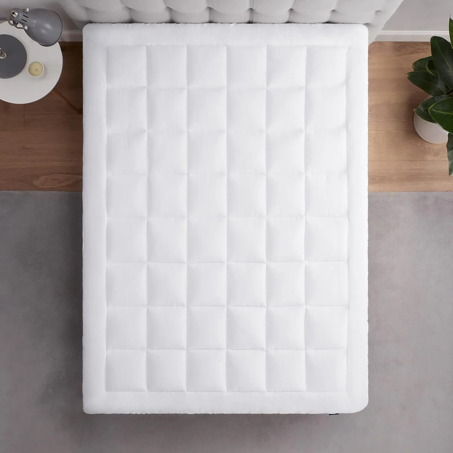 Serta ComfortSure Queen Mattress Cover, Fitted Pillow Top Mattress Pad, Super Soft and Breathable Quilted Cotton Protector with 18" Elastic Deep Pockets for Secure Fit, White
