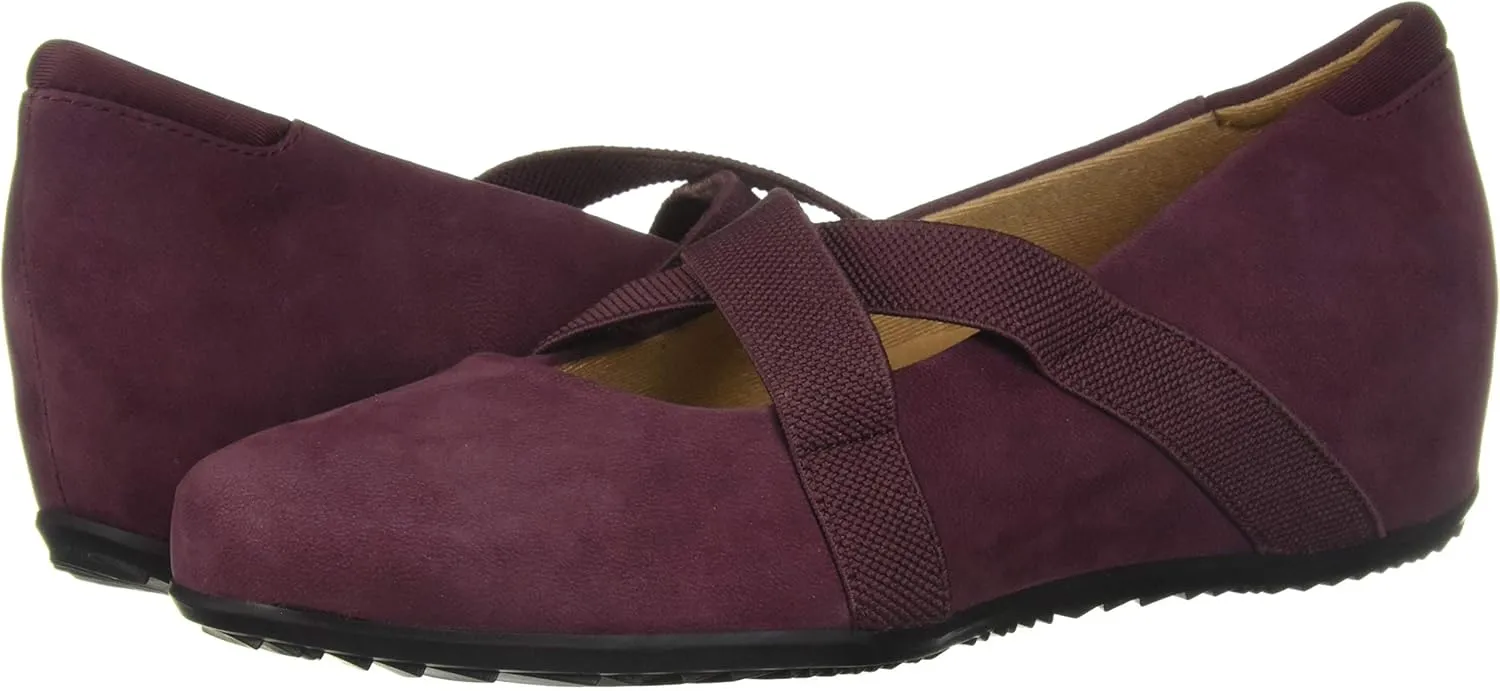 SoftWalk Women's Waverly Mary Jane Flat