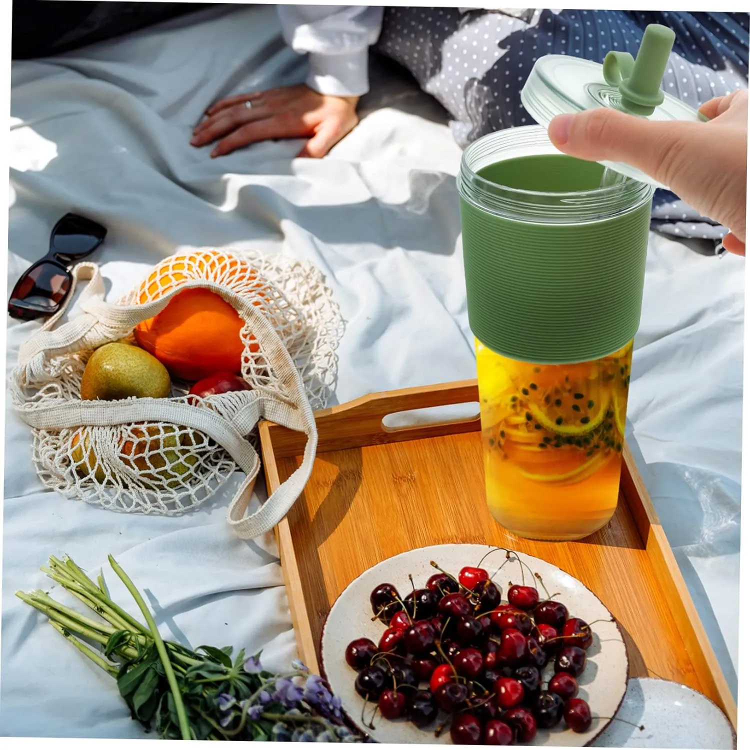 Straw Water Cup Lid Large Capacity Milk Tea Cup Flat Bottom Design for Comfortable to Hold