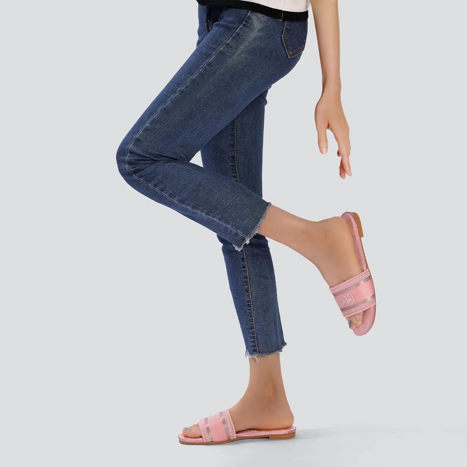 STUNAHOME Summer Flat Sandals for Women Fashion slide Sandals Womens