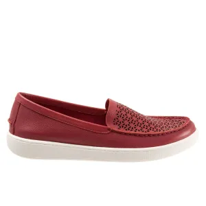 Trotters Audrey T2211-601 Womens Red Leather Slip On Loafer Flats Shoes