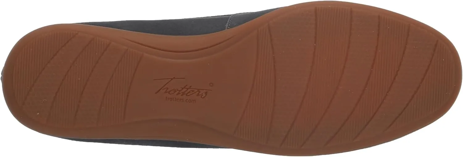Trotters Women's Flat Loafer