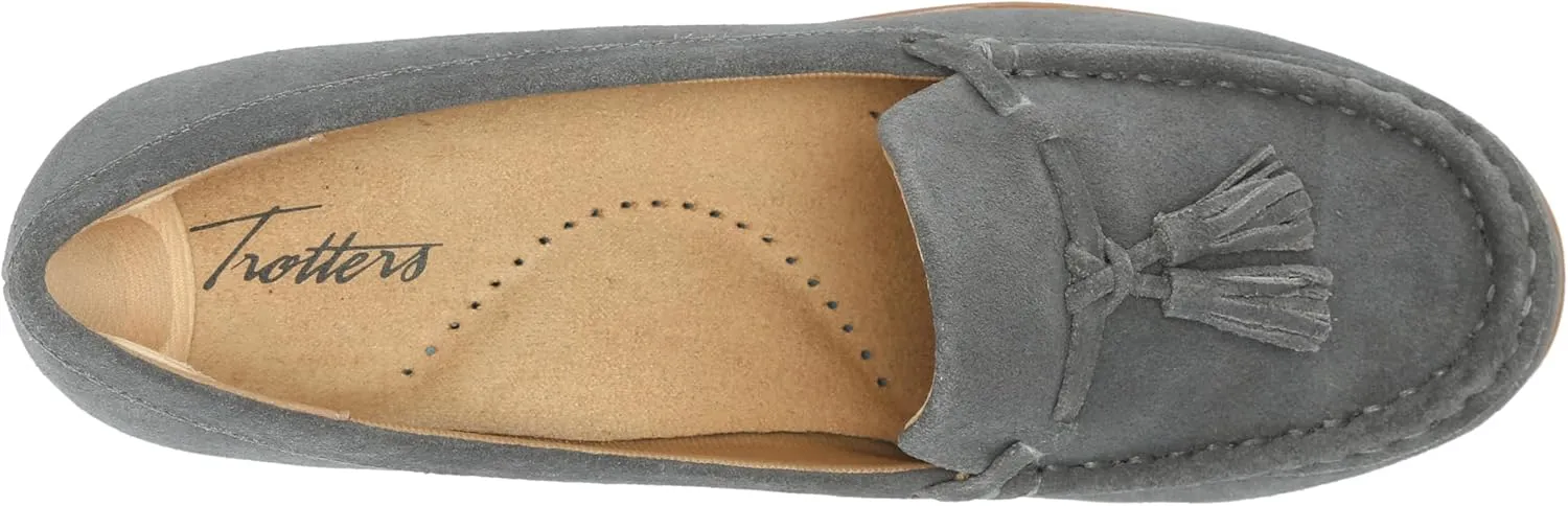 Trotters Women's Flat Loafer