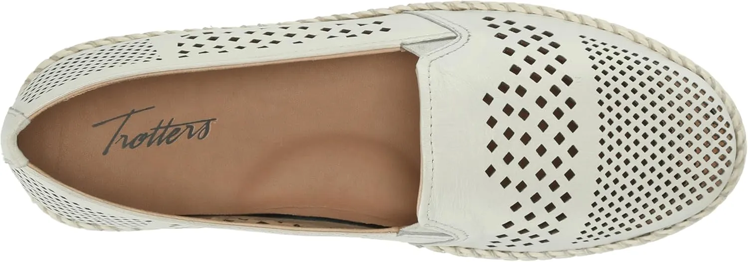 Trotters Women's Royal Loafer