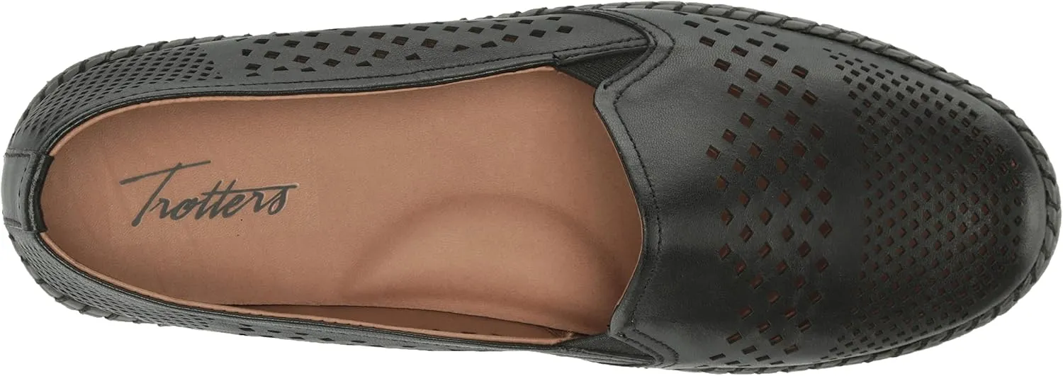 Trotters Women's Royal Loafer