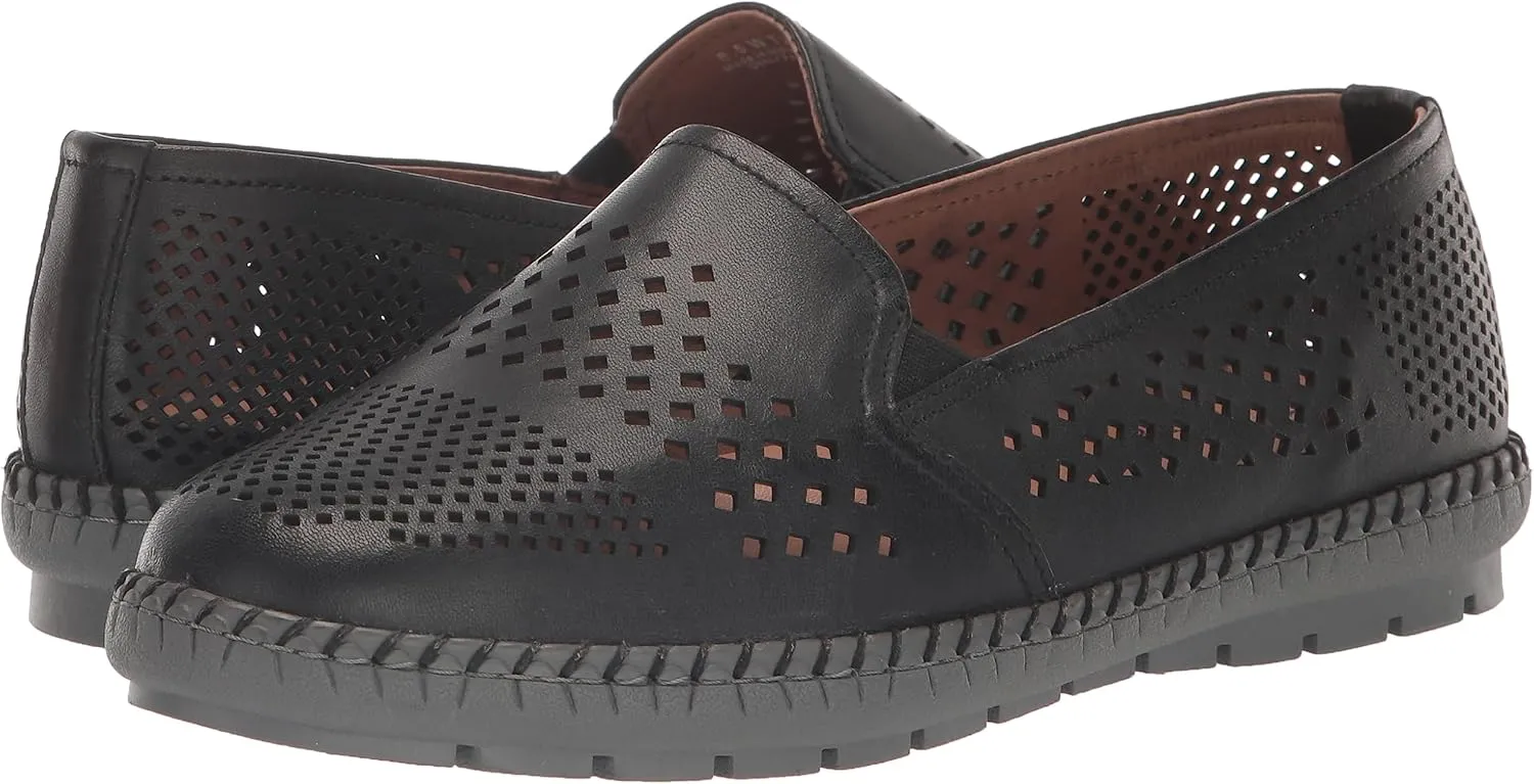 Trotters Women's Royal Loafer