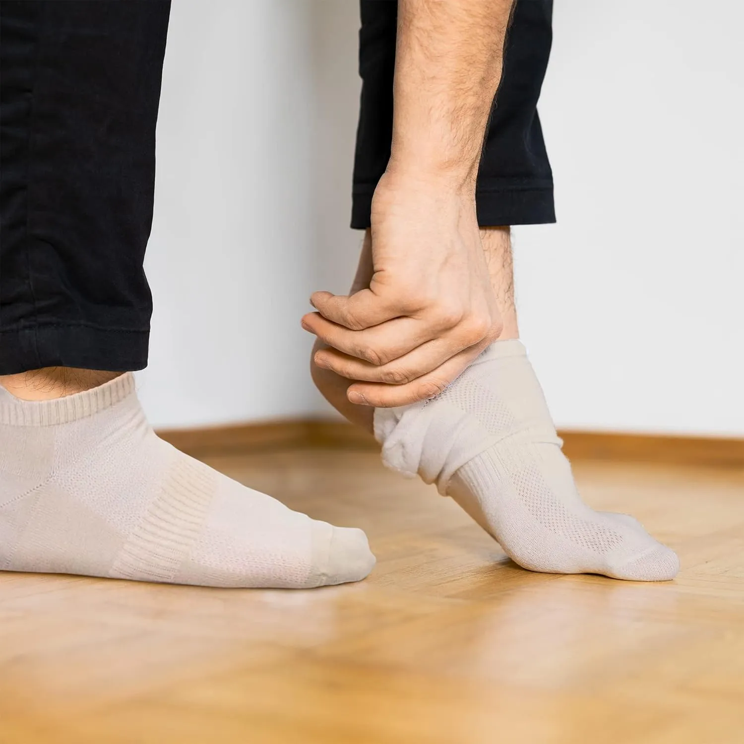 Unisex Thin Rayon Ankle Socks, Breathable Low Cut Athletic Running Sports Socks for Women and Men 4-8-12 Pairs