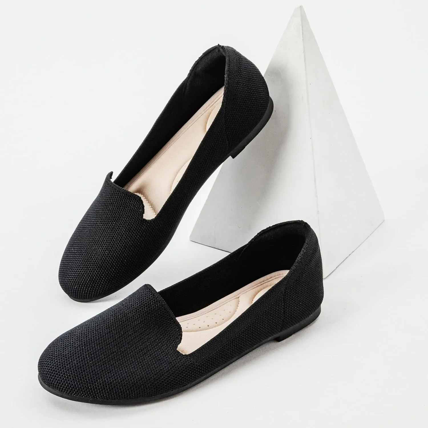 Veittes Women's Wide Width Flats Shoes,Dressy Comfortable Shoes,Soft Ladies Elegant Slip on Round Toe Knitted Ballet Shoes.