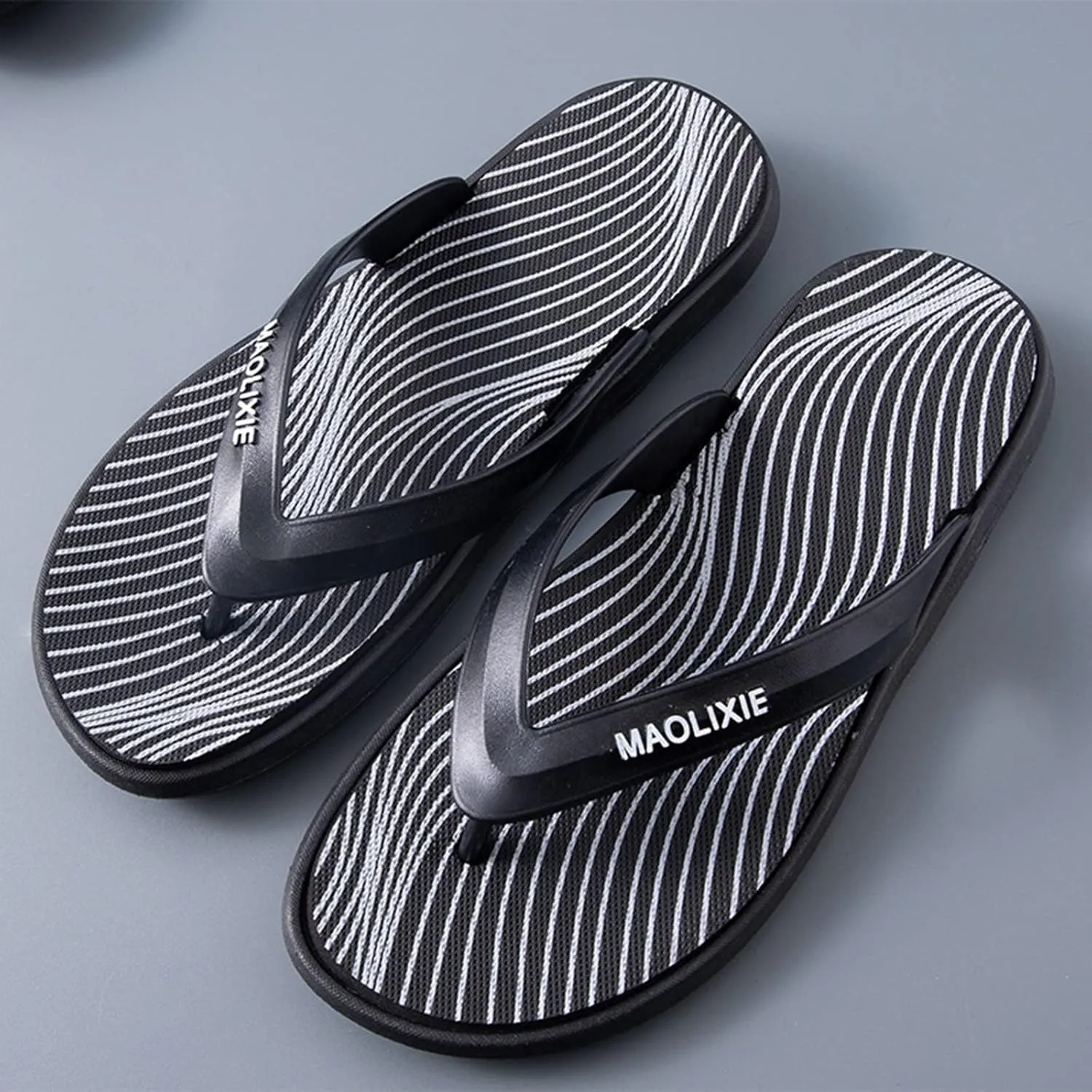 Vickyleb Flip Flops for Men,Men's Flip Flops Trendy Summer Comfortable Fashion Beach Sandals C