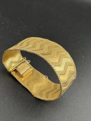 Vintage antique gold tone 24mm wide mesh flat link bracelet 18.5cm 1960s