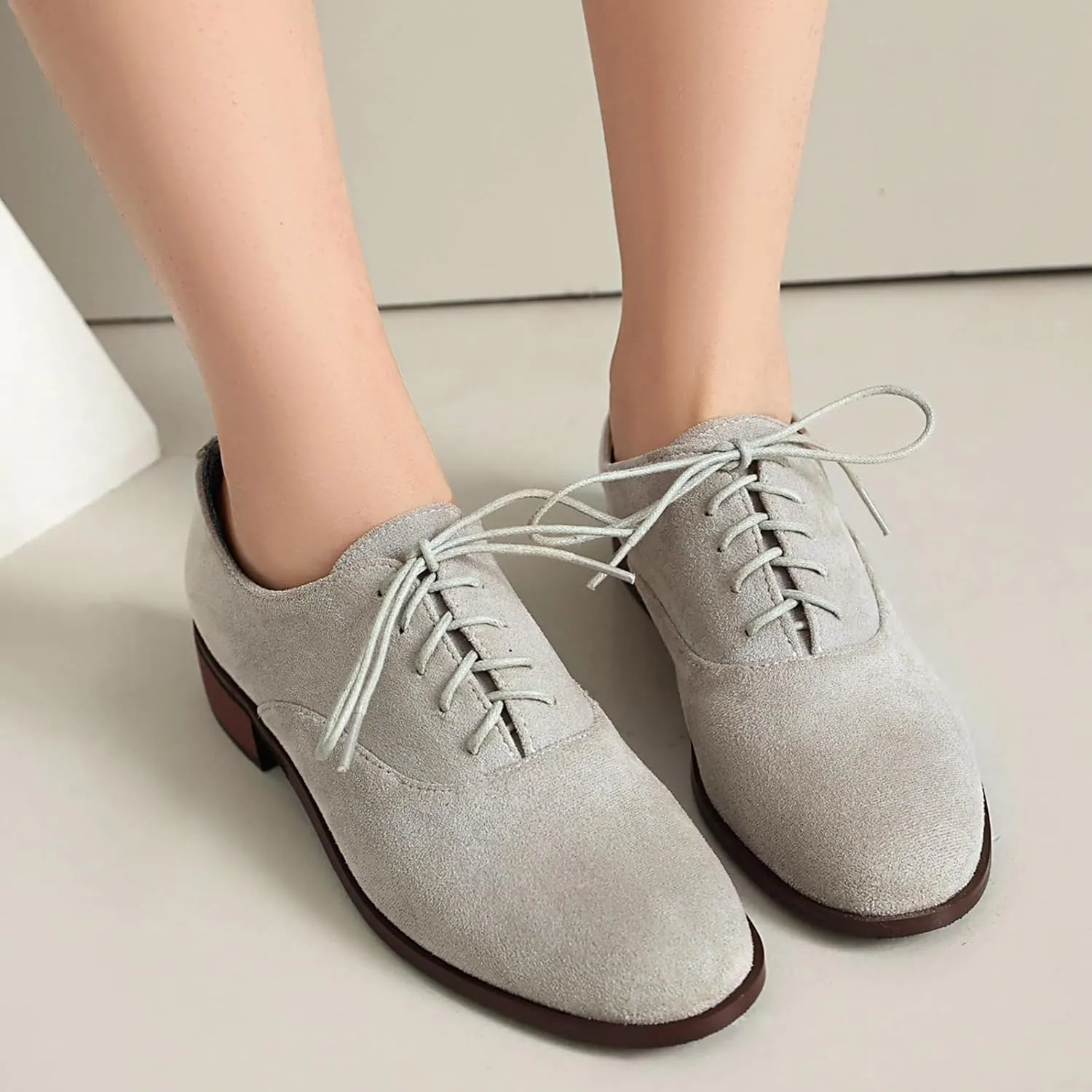 Vintage Leopard Oxfords Lace Up Low Heel Classic Brogue for Women Block Heel Round Toe Mary Jane