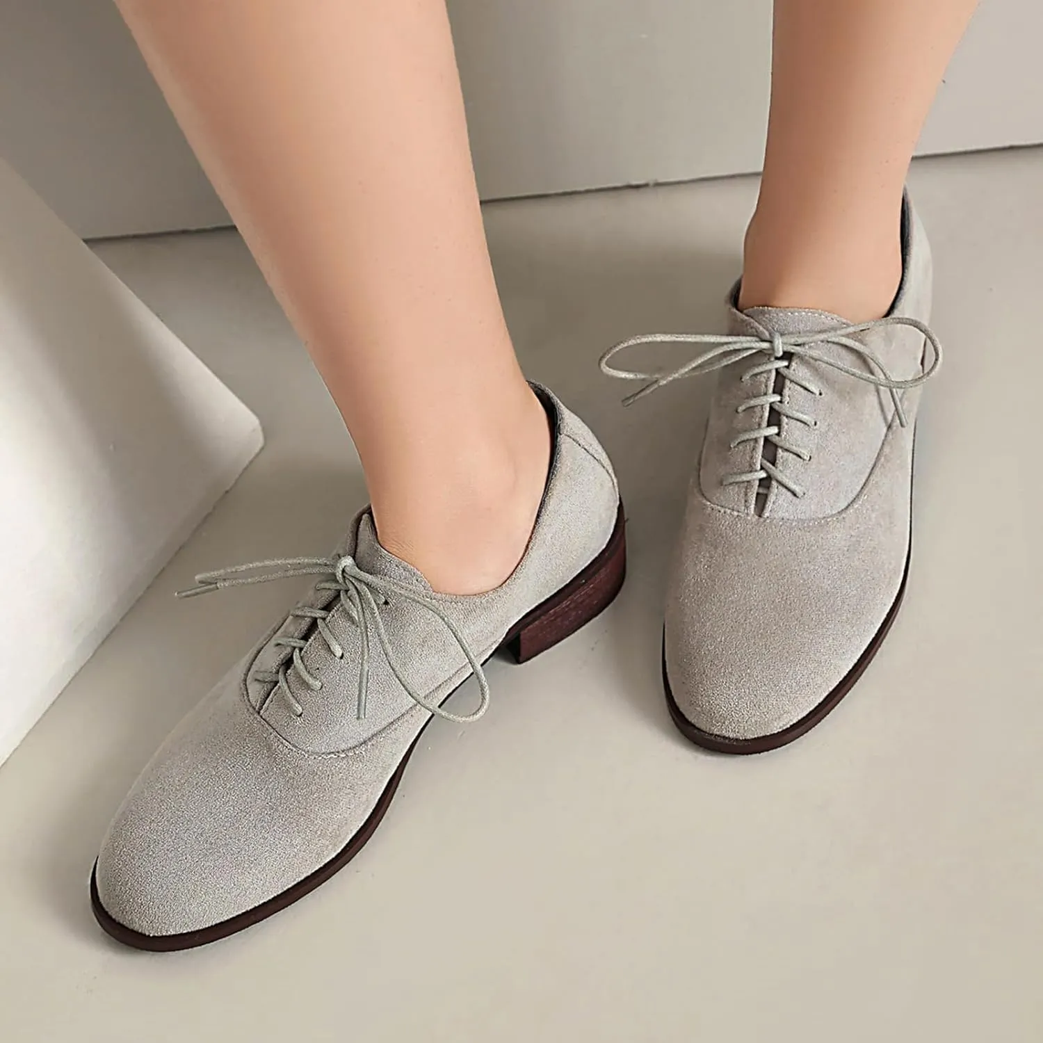 Vintage Leopard Oxfords Lace Up Low Heel Classic Brogue for Women Block Heel Round Toe Mary Jane