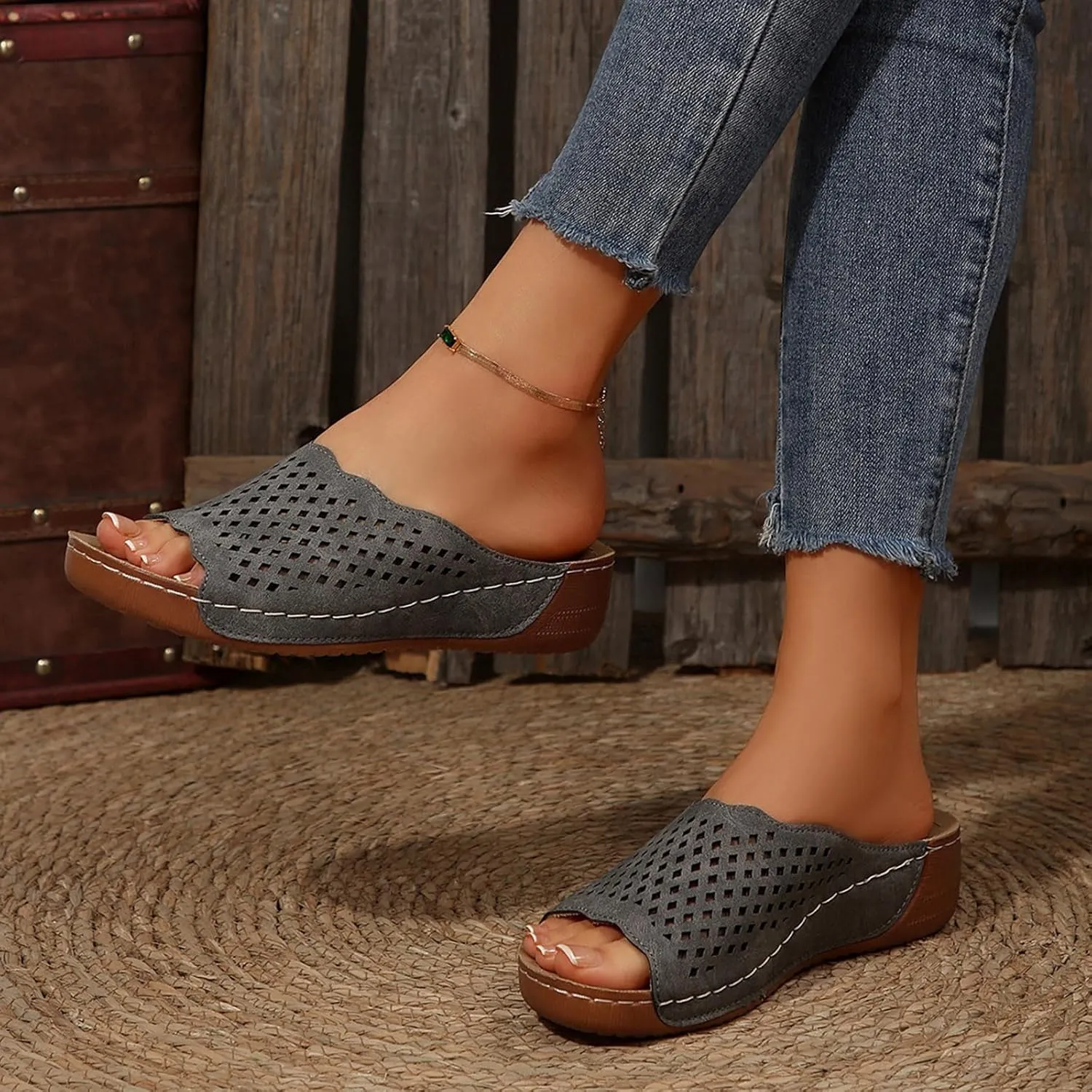 Women Comfort Summer Slides with Arch Support, Slip on Walking Sandals Hollow Breathable Beach Shoes Boho Slippers