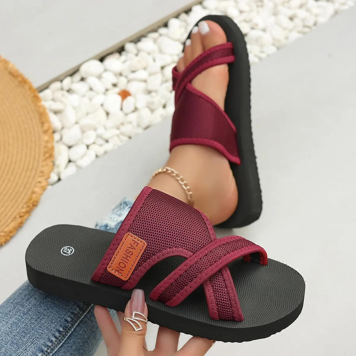 Women's Comfortable Breathable Mesh Flip Flops, Orthopedic Sandals with Arch Support, Summer Non-Slip Hollow Beach Slide