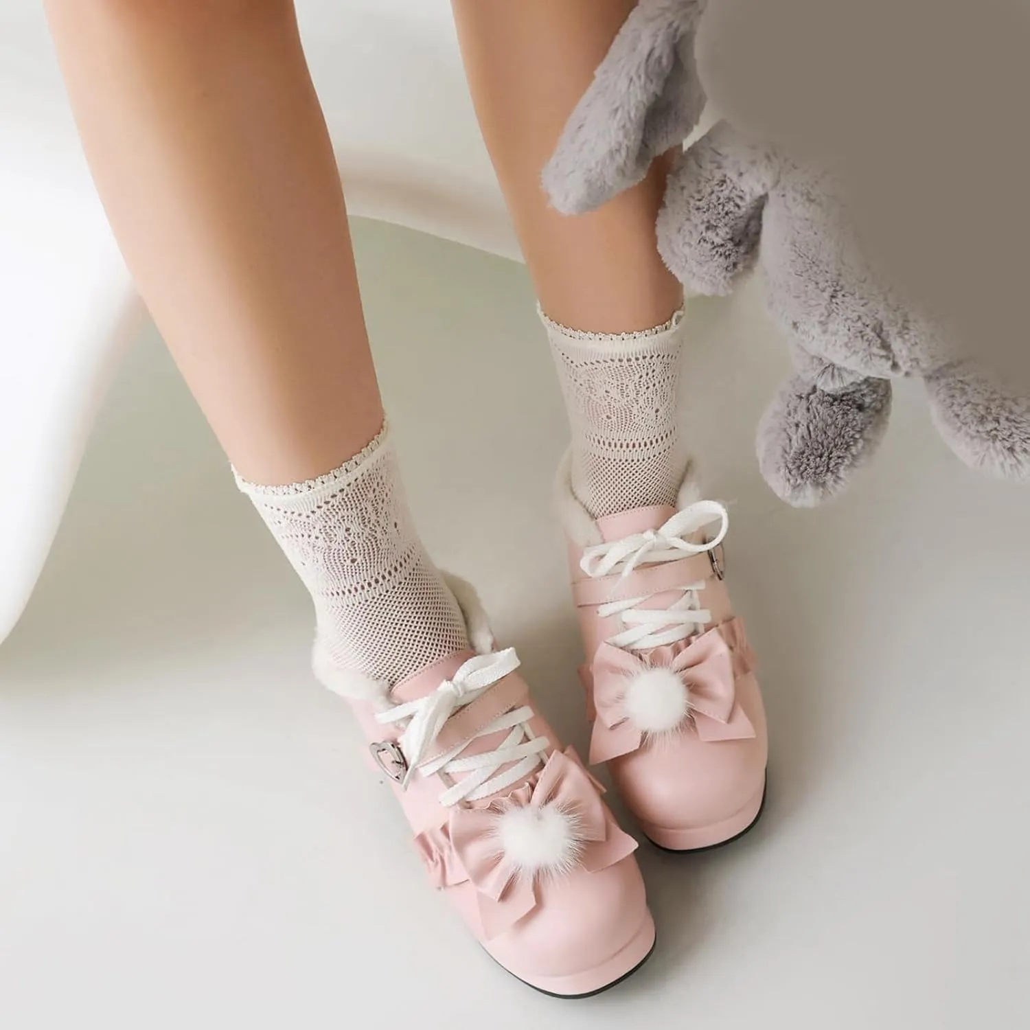 Women's Dress Shoes Elegant Block Heel and Platform Mary Jane Pumps with Bows